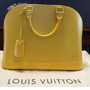 Louis Vuitton LV Alma PM Epi Leather Handbag Satchel - Yellow / Citron